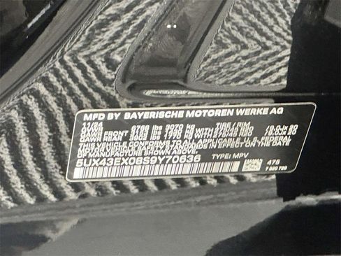 Used 2025 BMW X6 M60i w/ Parking Assistance Package image 16