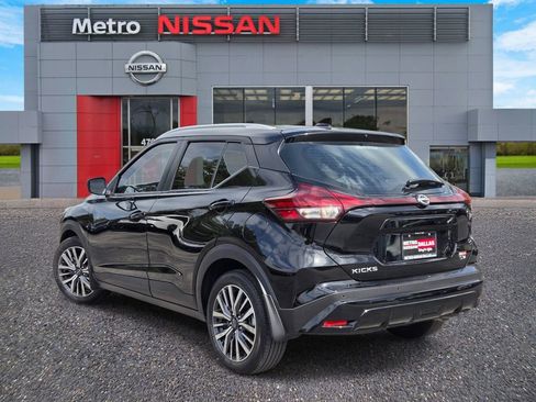 Certified 2024 Nissan Kicks SV FWD image 4