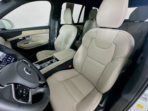 Used 2026 Volvo XC90 T8 Plus w/ Protection Package Premier AWD/4WD image 35