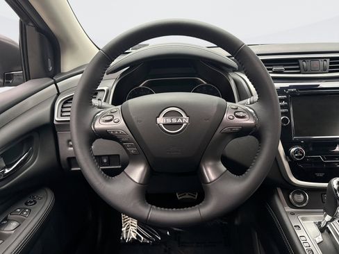 Used 2024 Nissan Murano SV w/ SV Midnight Edition Package AWD/4WD image 12