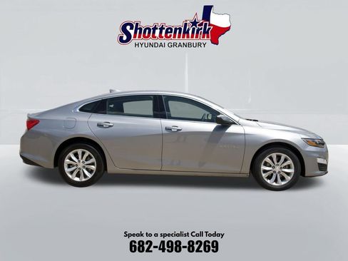 Used 2024 Chevrolet Malibu LT FWD image 5