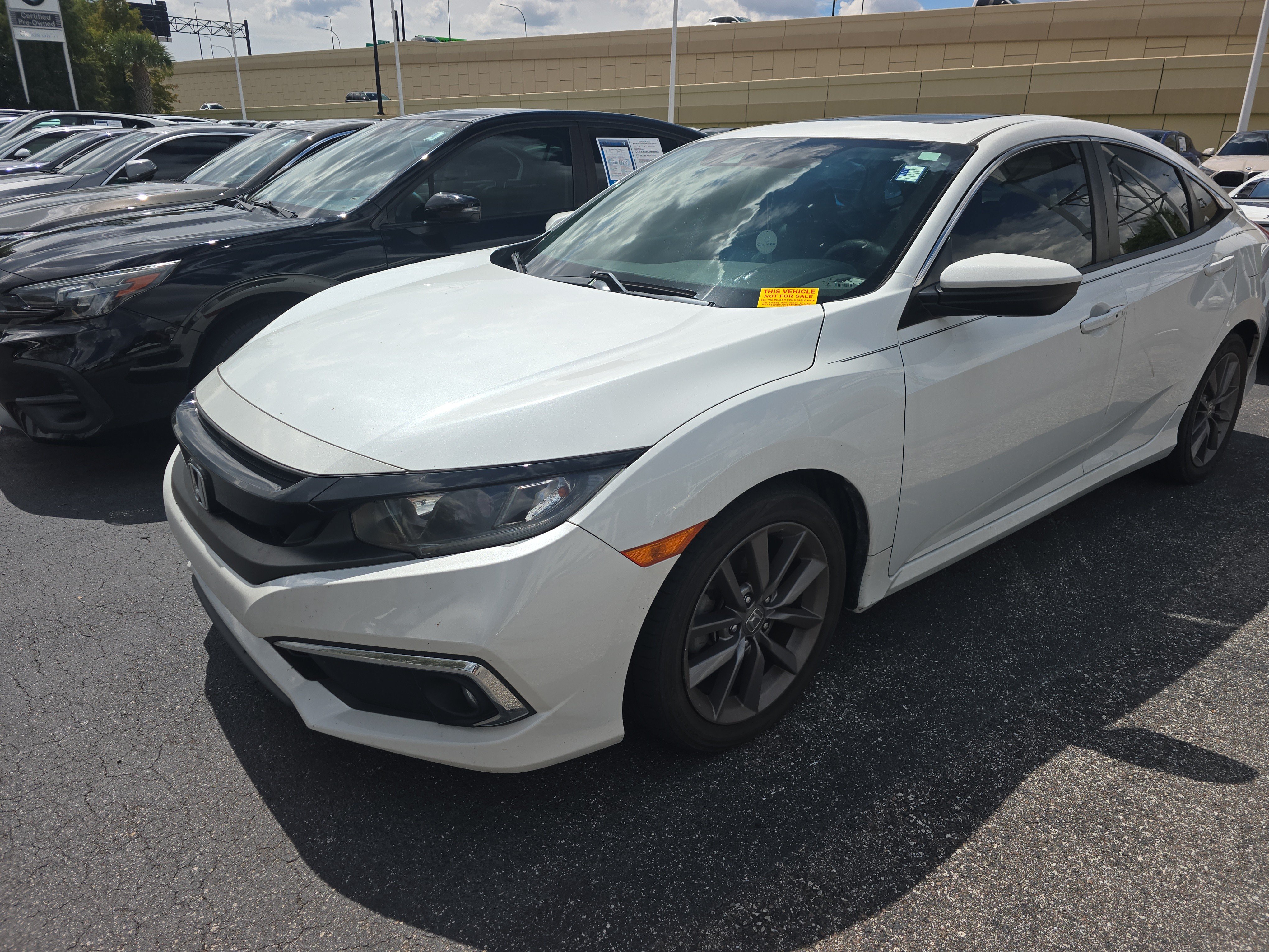 Used 2020 Honda Civic EX-L image 3