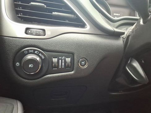 Used 2021 Jeep Cherokee Latitude Lux w/ Comfort/Convenience Group AWD/4WD image 10