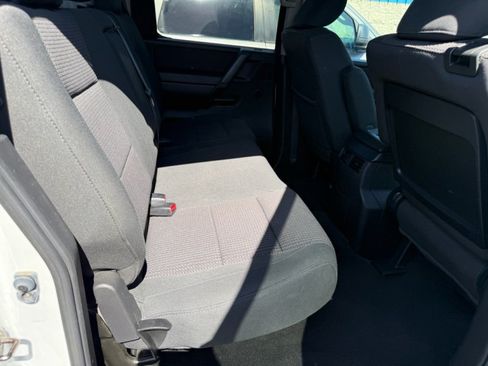 Used 2012 Nissan Titan SV w/ SV Premium Utility Pkg RWD image 19