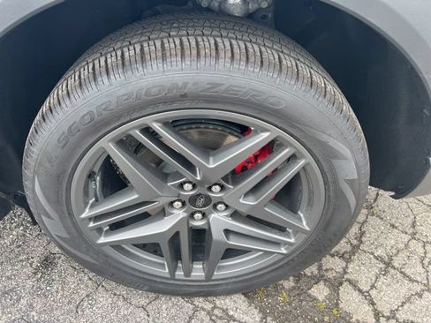 New 2026 Ford Explorer ST-Line w/ ST-Line Street Pack AWD/4WD image 24