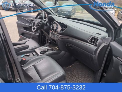 Used 2023 Honda Passport EX-L image 16