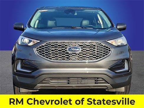 Used 2024 Ford Edge SEL image 2