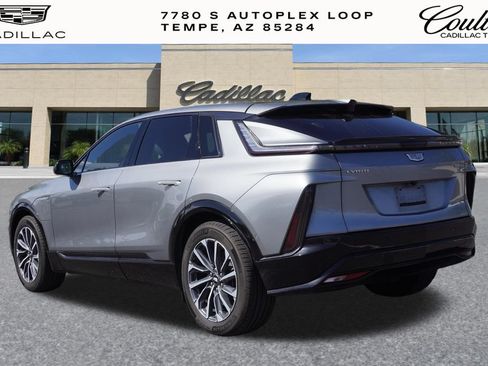Certified 2024 Cadillac Lyriq Sport w/ LPO, Floor Liner Package AWD/4WD image 4