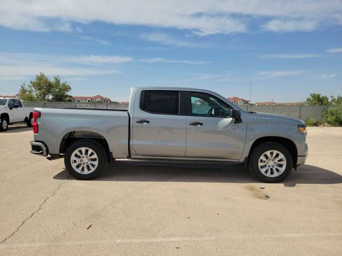 Used 2026 Chevrolet Silverado 1500 Custom RWD image 9