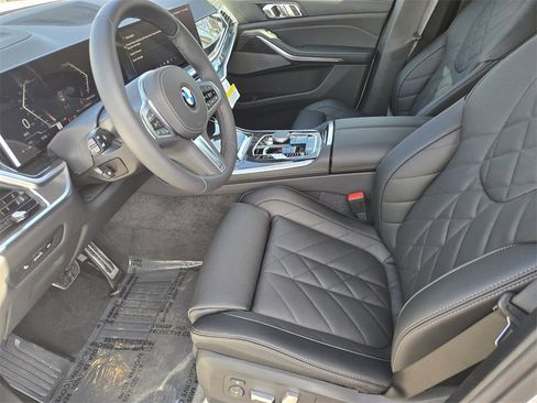 New 2026 BMW X5 xDrive40i w/ M Sport Package image 14
