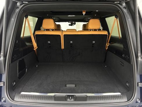 New 2026 Jeep Grand Wagoneer L Summit AWD/4WD image 9