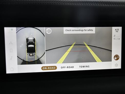 Used 2023 Land Rover Defender 90 S image 35