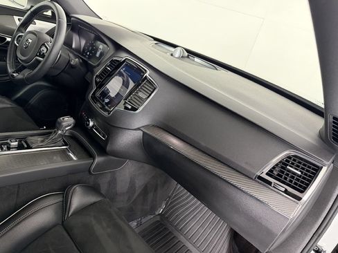 Used 2018 Volvo XC90 T6 R-Design w/ Convenience Package AWD/4WD image 29