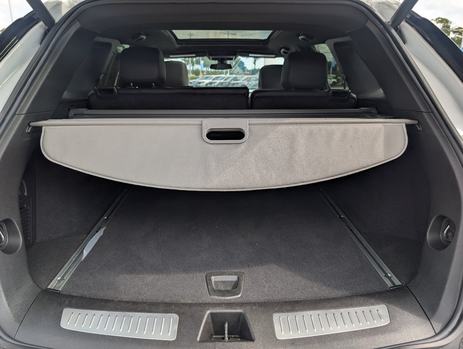 Certified 2025 Cadillac XT5 Premium Luxury AWD/4WD image 5