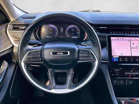 Used 2021 Jeep Grand Cherokee L Limited image 7