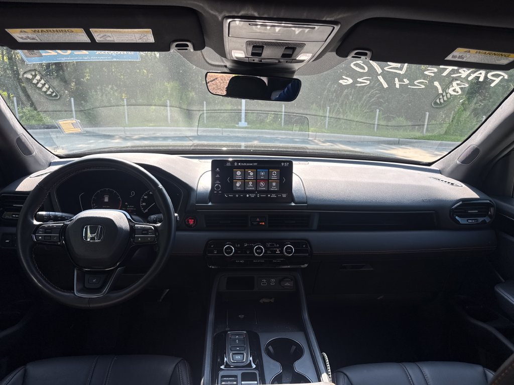 Certified 2025 Honda Pilot TrailSport image 17