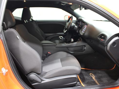 Used 2021 Dodge Challenger R/T Scat Pack RWD image 21