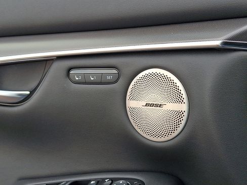 Certified 2023 INFINITI QX50 Luxe image 23