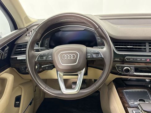 Used 2019 Audi Q7 3.0T Prestige w/ Prestige Package image 21