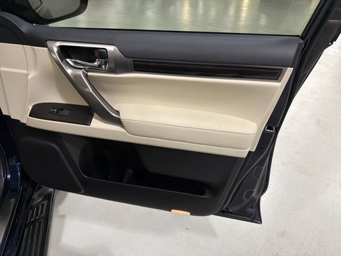 Used 2023 Lexus GX 460 Premium AWD/4WD image 38