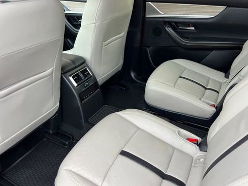 Certified 2025 MAZDA CX-90 Plug-In Hybrid w/Premium Sport image 14