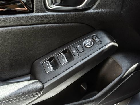Used 2024 Honda Civic EX-L image 15