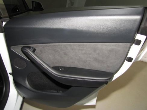 Used 2024 Tesla Model Y Performance AWD/4WD image 14