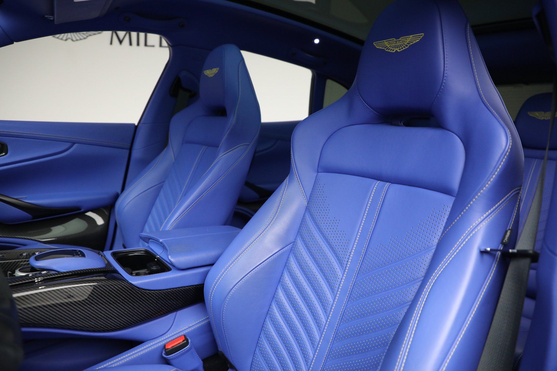Used 2024 Aston Martin DBX 707 AWD/4WD image 19
