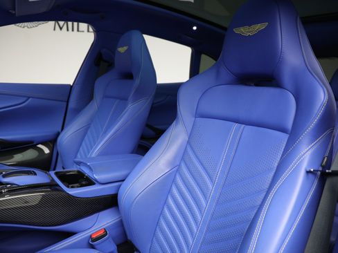 Used 2024 Aston Martin DBX 707 image 19