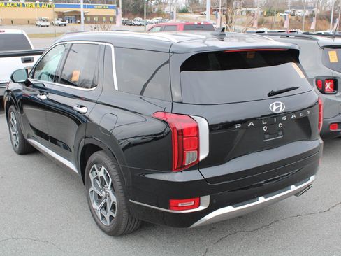 Used 2022 Hyundai Palisade Calligraphy image 7