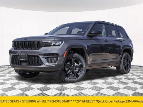 New 2025 Jeep Grand Cherokee Altitude image 2