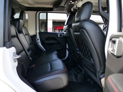 Used 2020 Jeep Wrangler Unlimited Rubicon AWD/4WD image 28