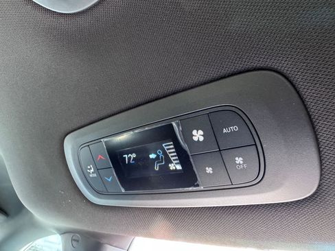 New 2026 Chrysler Voyager LX image 28