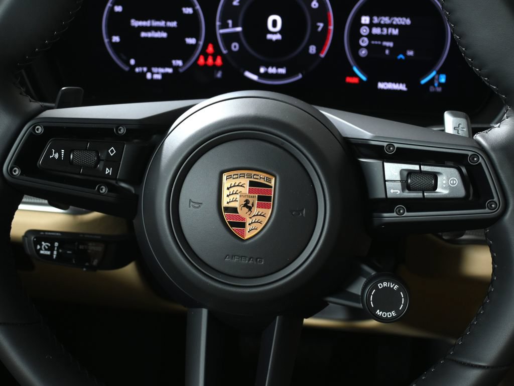Used 2026 Porsche Cayenne AWD/4WD image 19