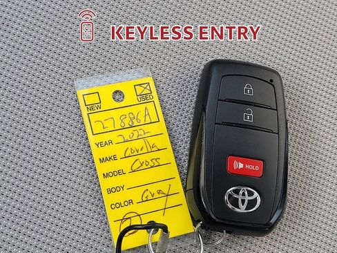 Certified 2022 Toyota Corolla Cross LE image 30