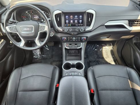 Used 2023 GMC Terrain SLT AWD/4WD image 16