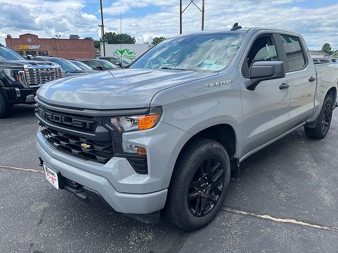 Used 2024 Chevrolet Silverado 1500 Custom AWD/4WD image 4