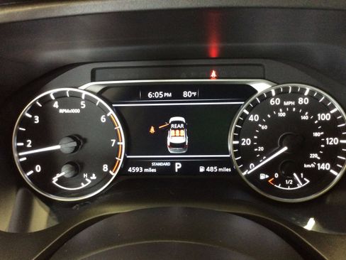 Used 2024 Nissan Rogue SV image 23