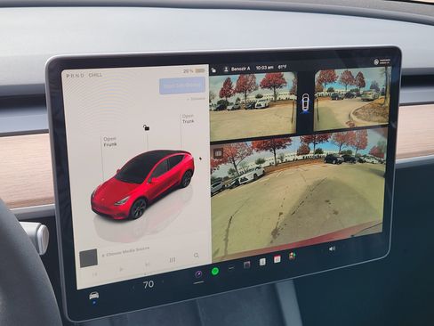 Used 2025 Tesla Model Y Long Range image 20