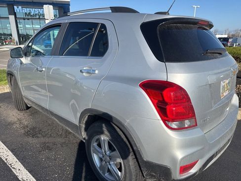 Used 2019 Chevrolet Trax LT w/ LT Convenience Package image 7