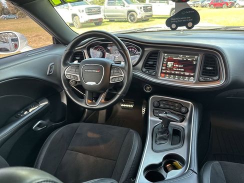 Used 2021 Dodge Challenger R/T Scat Pack w/ Plus Package image 15