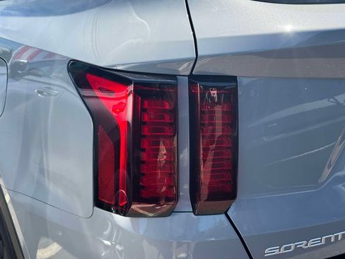 Used 2023 Kia Sorento X-Line EX AWD/4WD image 8