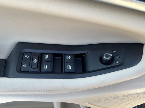 New 2026 Jeep Grand Cherokee Limited w/ Limited Altitude Package AWD/4WD image 11