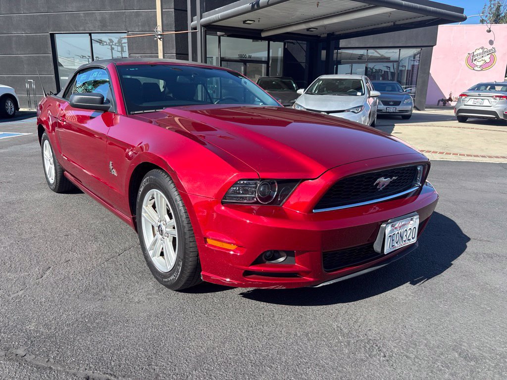 Used 2014 Ford Mustang Convertible w/ Equipment Group 102A RWD image 2