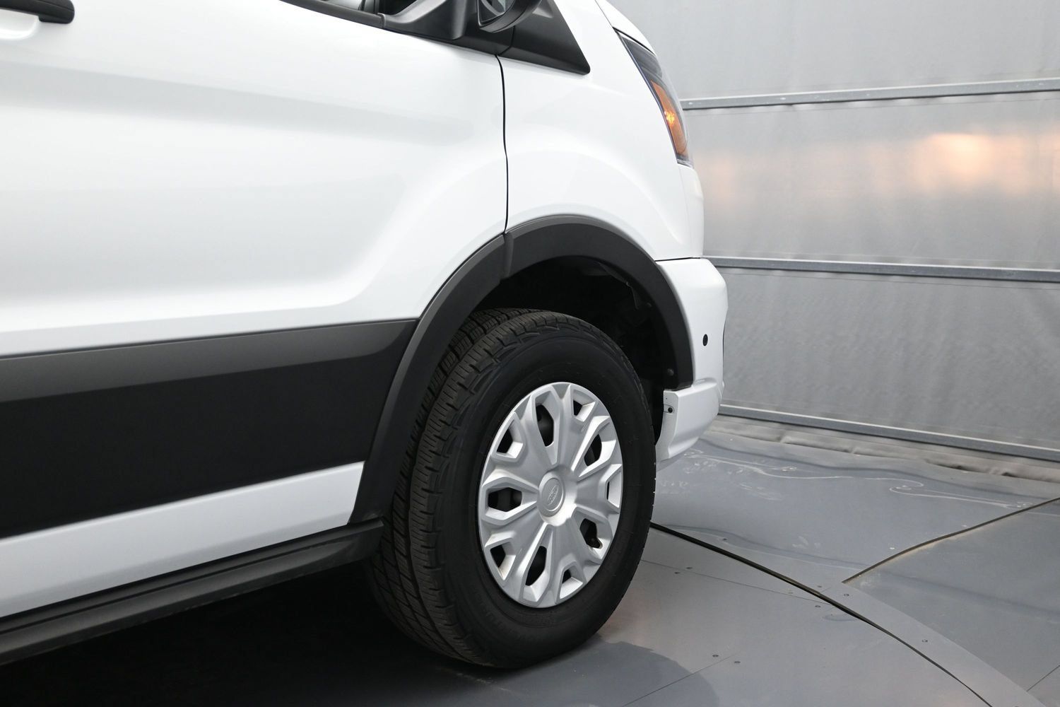 Used 2024 Ford Transit 350 XLT RWD image 50