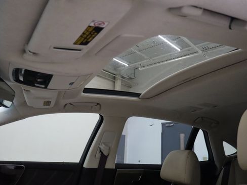 Used 2020 Lexus LS 500 w/ Interior Upgrade Package image 29