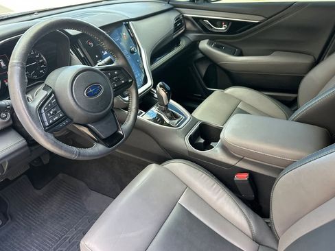 Used 2024 Subaru Outback Onyx Edition image 9