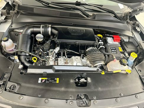Used 2025 Jeep Compass Trailhawk AWD/4WD image 33