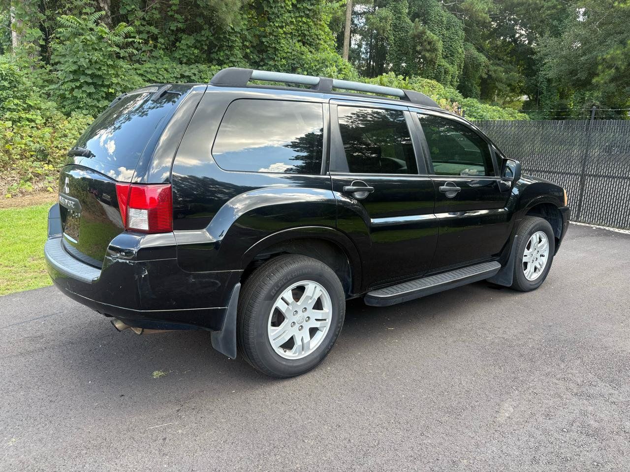 Used 2008 Mitsubishi Endeavor LS FWD image 3