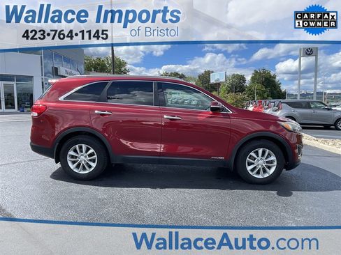 Used 2018 Kia Sorento LX image 4